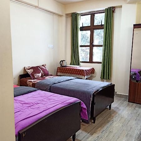 Khriang Khongwir Homestay Shillong Esterno foto