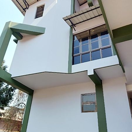 Khriang Khongwir Homestay Shillong Esterno foto